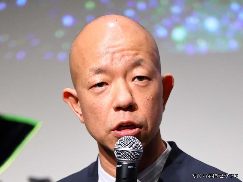 人気お笑い芸人バイきんぐ・小峠英二さんが一般女性との結婚を発表し、多くのファンから祝福の声が寄せられている。1996年にコンビ結成後、16年目にして「キングオブコント」で優勝、以降はバラエティ番組やMCとしても活躍し、いまや日本を代表する芸人の一人となった小峠さんの人生の節目に、国民の関心が集まっている。