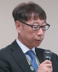 小泉進次郎農相の判断により備蓄米が急遽市場に放出されたことで、日本全国の定温倉庫業者が経営破綻の危機に直面している。中でも全国定温倉庫協同組合は、「本来4〜5年保管する予定だった米を突如出庫せざるを得なくなり、保管料の補償もないまま倉庫が空となった」と深刻な実情を訴えている。