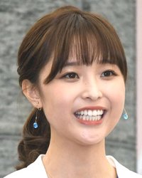 元フジテレビアナウンサーの渡邊渚さん（28）が、両目に霰粒腫を患っていることをインスタグラムで公表した。眼帯をつけた姿を公開し、「しばらくこんな感じになります」と明るく語ったが、その背景には昨年公表されたPTSDの経験もあり、彼女が心身両面で長期にわたり苦しんできたことがうかがえる。