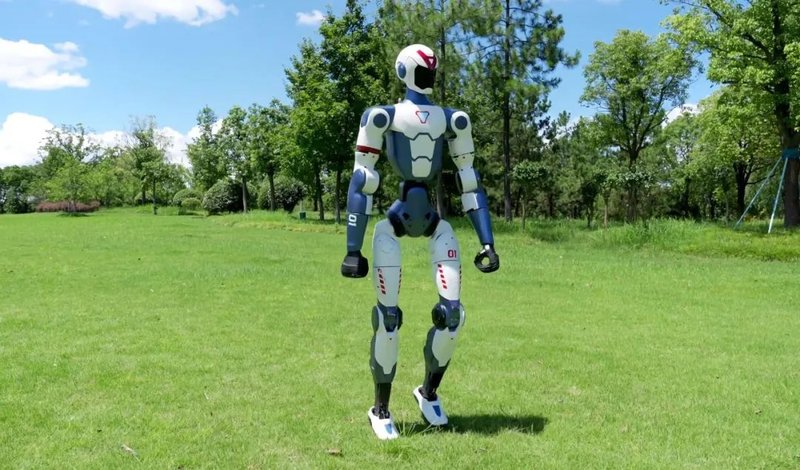 人型ロボット「IRON」が示すもの――中国が狙うのは技術革新か、それとも情報覇権か