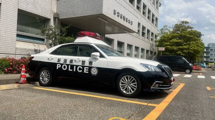 中国籍43歳男を逮捕　新潟の70代男性から150万円詐取か、偽警察が「逮捕状」で高齢者を支配