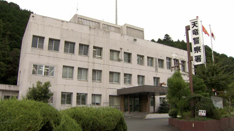 浜松の禁止区域で違法風俗営業か　中国籍48歳女が経営、住宅地アパートへの人の出入りで発覚