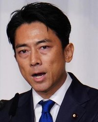 6日に放送された情報番組「ミヤネ屋」で、小泉進次郎農水大臣の「備蓄米が尽きた場合は外国産米を緊急輸入する選択肢もある」との発言が波紋を呼んだ。これに対し、スーパー「アキダイ」の秋葉弘道社長は「米は輸入すれば良いという感覚は一切持たないでいただきたい」と強く訴えた。