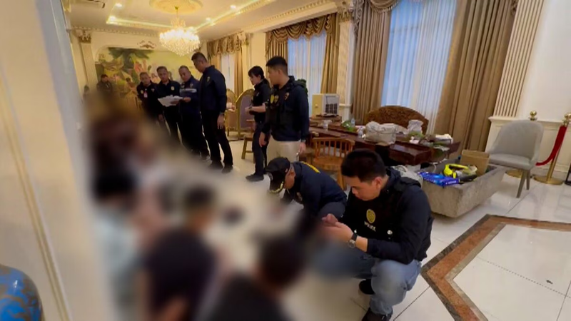 バンコク豪邸が「対日特殊詐欺」の拠点に　日本人4人含む14人拘束、警察官を装い日本人狙う　タイ当局は中国人「指示役」を追跡